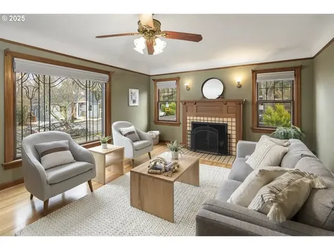 1520 12th Street Oregon City OR 97045