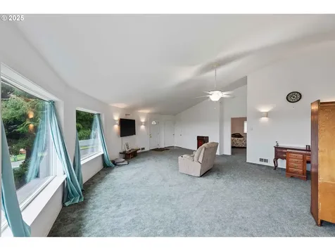 1101 Blanco Avenue Coos Bay OR 97420
