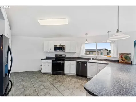 1101 Blanco Avenue Coos Bay OR 97420