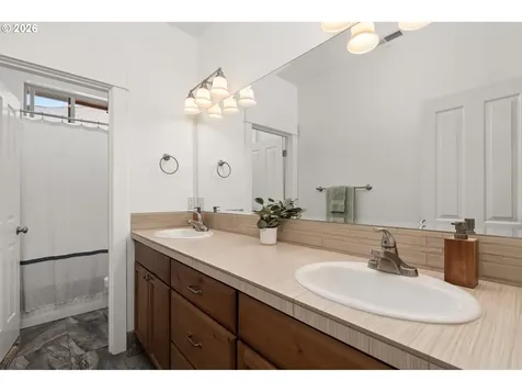 21302 NE Brooklyn Court Bend OR 97701