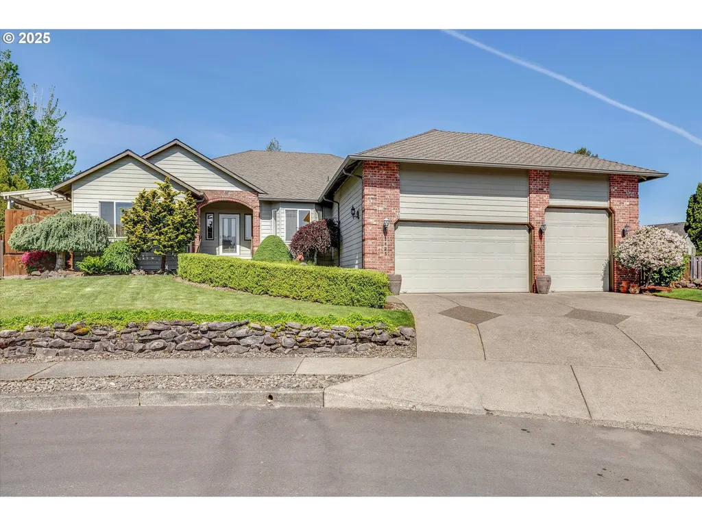 2825 SW Redfern Place Gresham OR 97080