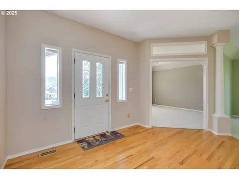 2825 SW Redfern Place Gresham OR 97080