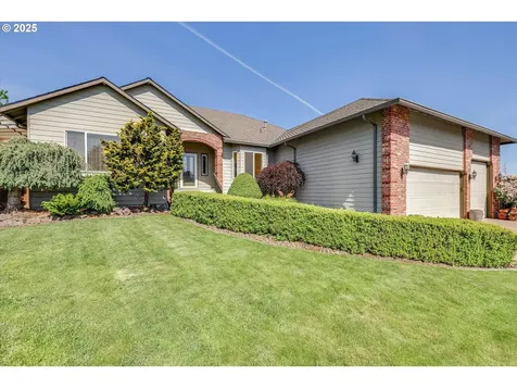 2825 SW Redfern Place Gresham OR 97080