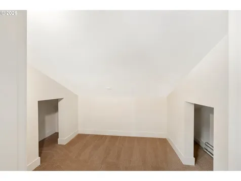 3732 SE Lambert Street Portland OR 97202