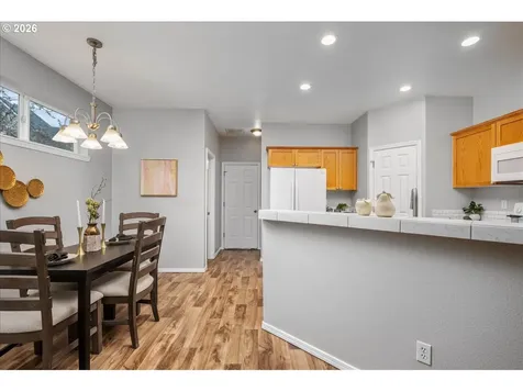 2318 NW Roseburg Terrace Beaverton OR 97006
