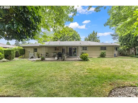 4252 Brooks Avenue NE Keizer OR 97303