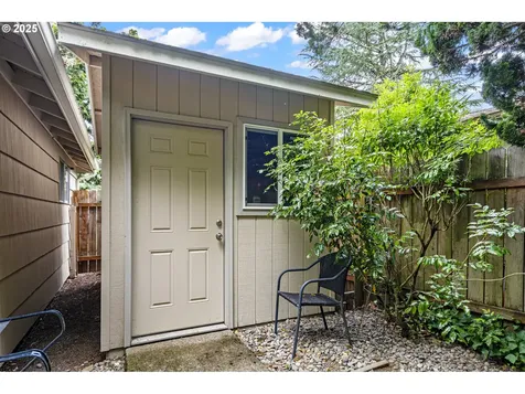 4252 Brooks Avenue NE Keizer OR 97303
