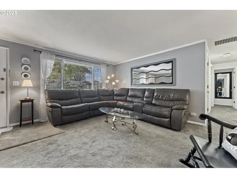 4252 Brooks Avenue NE Keizer OR 97303