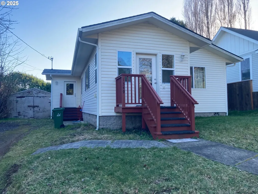 1349 Washington Avenue Coos Bay OR 97420