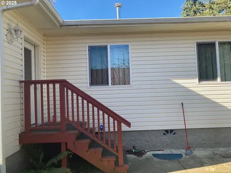 1349 Washington Avenue Coos Bay OR 97420