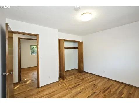 8815 N Seward Avenue Portland OR 97217