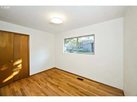 8815 N Seward Avenue Portland OR 97217