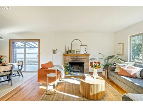 8815 N Seward Avenue Portland OR 97217