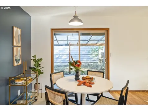 8815 N Seward Avenue Portland OR 97217