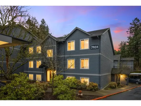 7931 SW 40th Avenue Portland OR 97219