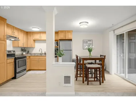 7931 SW 40th Avenue Portland OR 97219