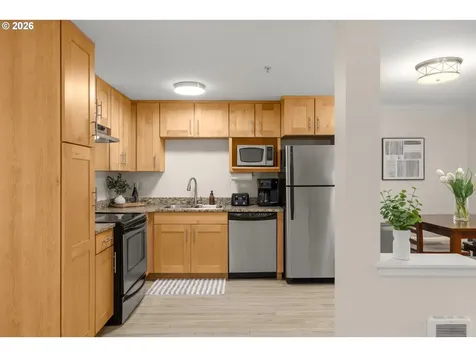 7931 SW 40th Avenue Portland OR 97219
