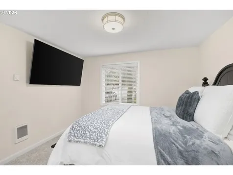 7931 SW 40th Avenue Portland OR 97219