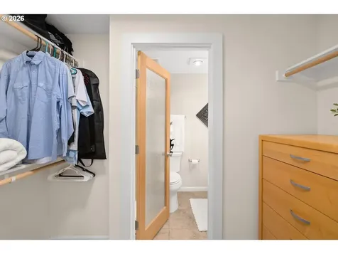 7931 SW 40th Avenue Portland OR 97219