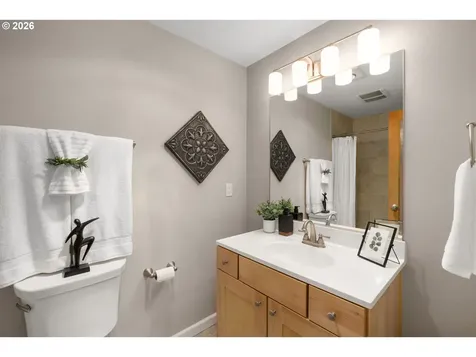 7931 SW 40th Avenue Portland OR 97219