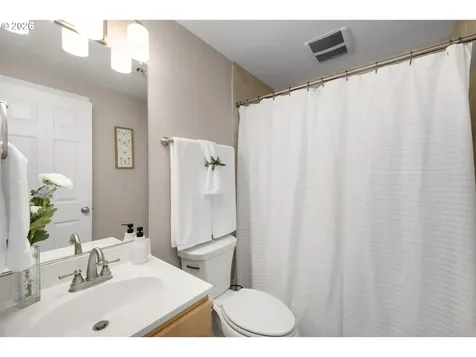 7931 SW 40th Avenue Portland OR 97219