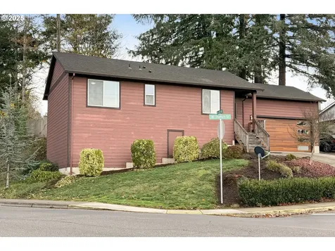 598 NE Shafford Street Estacada OR 97023