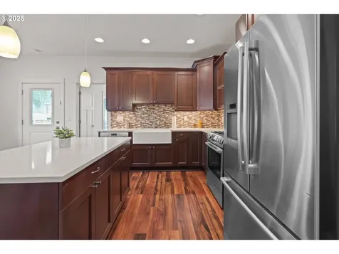 427 NW Garibaldi Street Hillsboro OR 97124