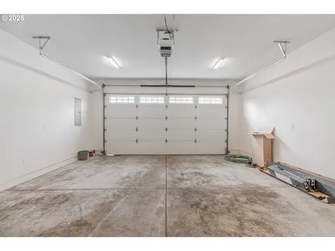 427 NW Garibaldi Street Hillsboro OR 97124