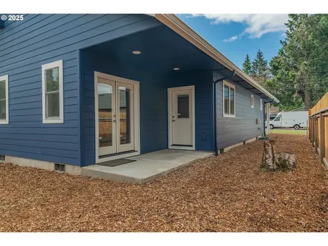 427 NW Garibaldi Street Hillsboro OR 97124
