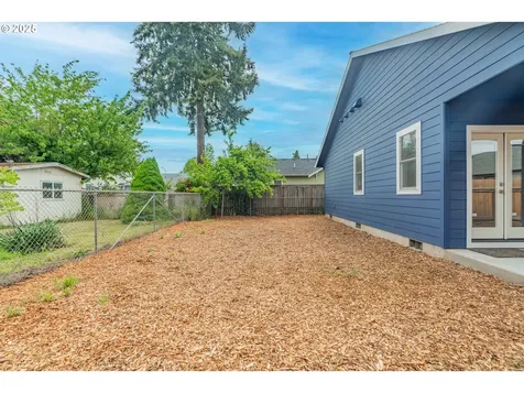 427 NW Garibaldi Street Hillsboro OR 97124