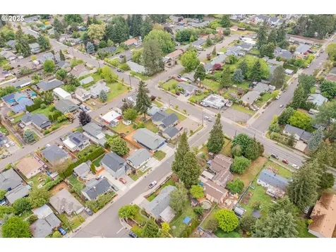 427 NW Garibaldi Street Hillsboro OR 97124