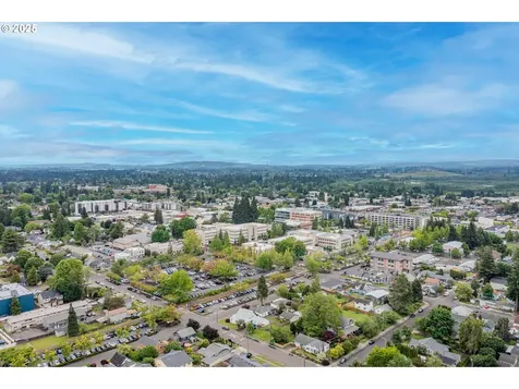 427 NW Garibaldi Street Hillsboro OR 97124
