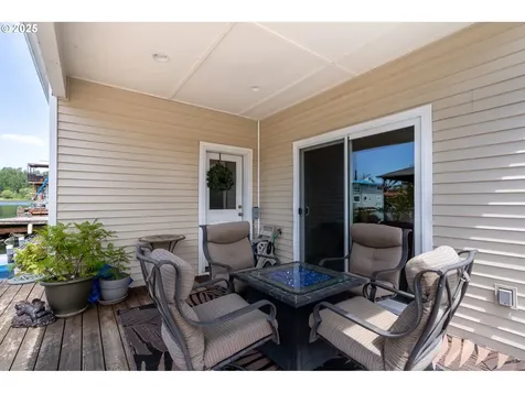 18989 NE Marine Drive Portland OR 97230