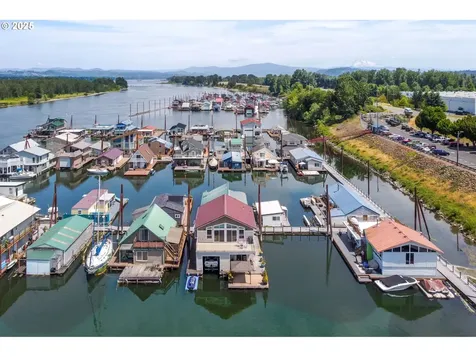 18989 NE Marine Drive Portland OR 97230