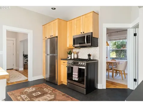 4854 SE 63rd Avenue Portland OR 97206