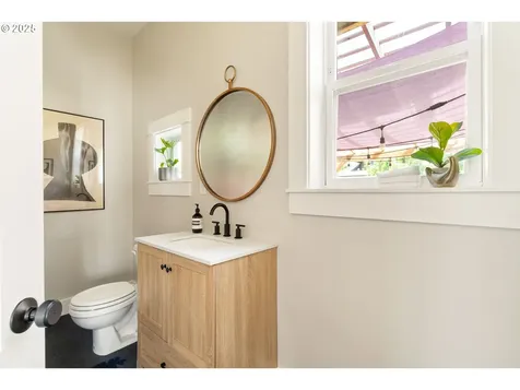 4854 SE 63rd Avenue Portland OR 97206