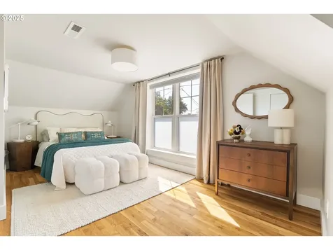4854 SE 63rd Avenue Portland OR 97206