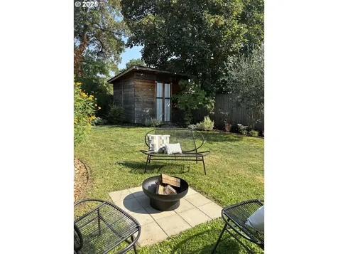 4854 SE 63rd Avenue Portland OR 97206