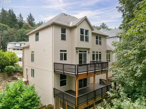12123 SE Lexington Street Portland OR 97266