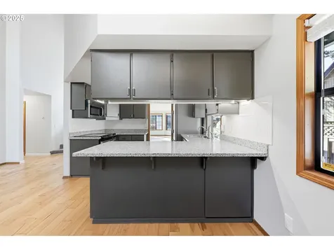 7285 SE Villa Street Hillsboro OR 97123