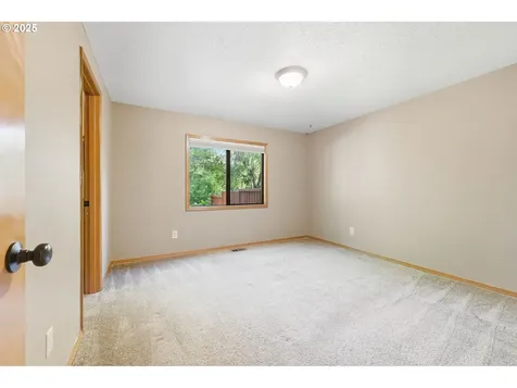 7285 SE Villa Street Hillsboro OR 97123