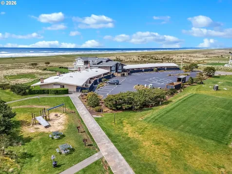 101 13th Street Gearhart OR 97138
