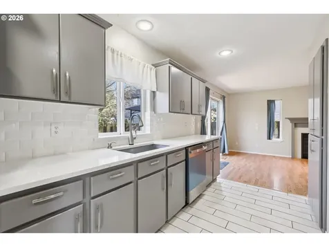 1156 NE Paloma Avenue Gresham OR 97030