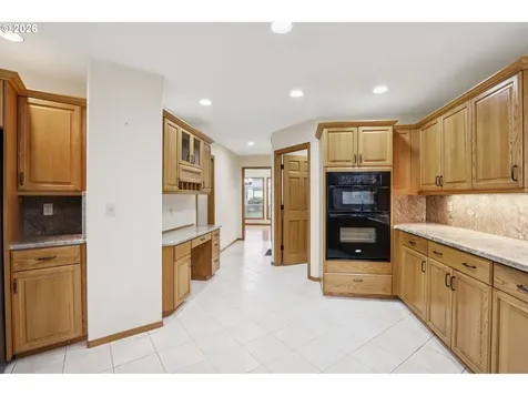 32303 NW 18th Avenue Ridgefield WA 98642