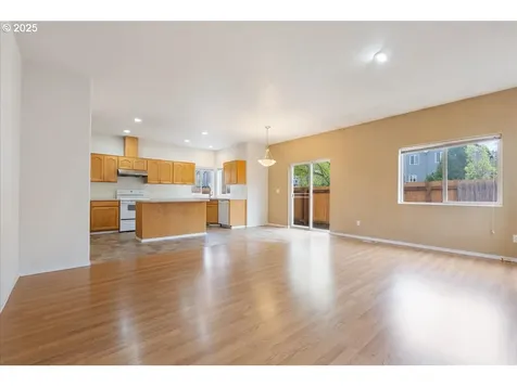 21110 Pebble Lane Fairview OR 97024