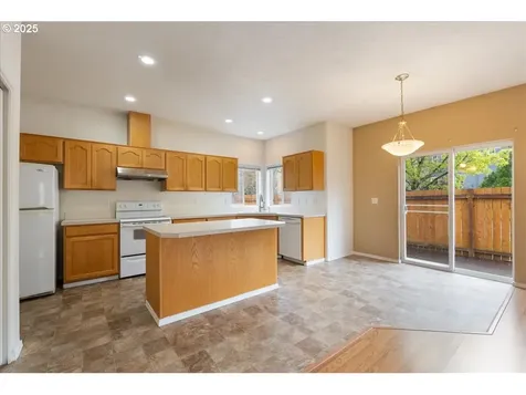 21110 Pebble Lane Fairview OR 97024