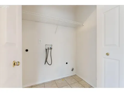 21110 Pebble Lane Fairview OR 97024