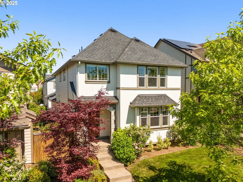6792 NW Eleanor Avenue Portland OR 97229