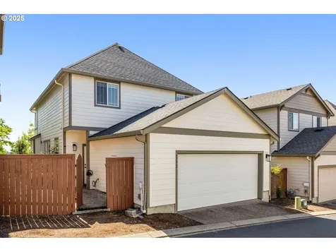 6792 NW Eleanor Avenue Portland OR 97229