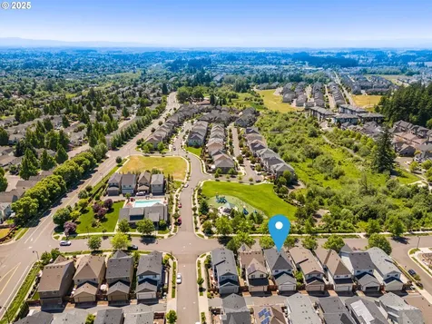 6792 NW Eleanor Avenue Portland OR 97229